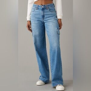 AE Dreamy Drape Stretch Super High-Rise Baggy Wide Leg Jeans, size 8 Regular
